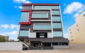 Collection O Nellore Subbareddy Government Hospital Formerly Hotel Rama Royal